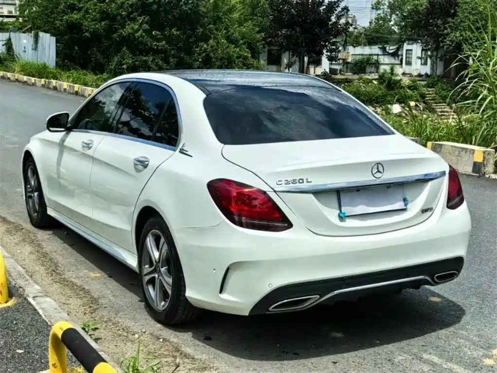 Mercedes-Benz C-Class 2020
