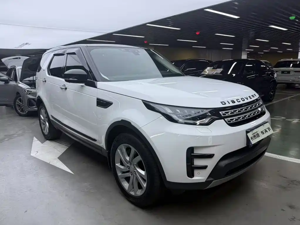 Land Rover Discovery 2018 — фото 2