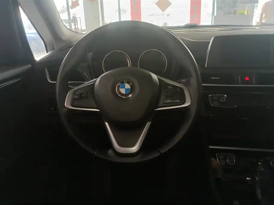 BMW 2 Series Active Tourer 2019 — фото 15