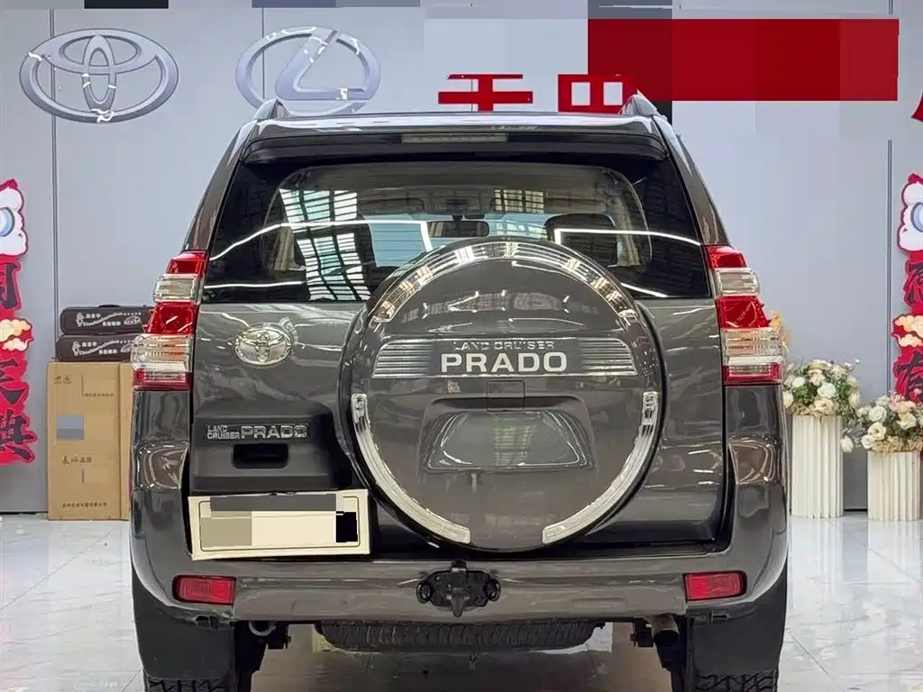 Toyota Prado 2017 — фото 8