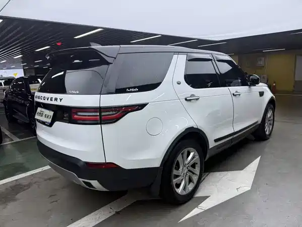 Land Rover Discovery 2018