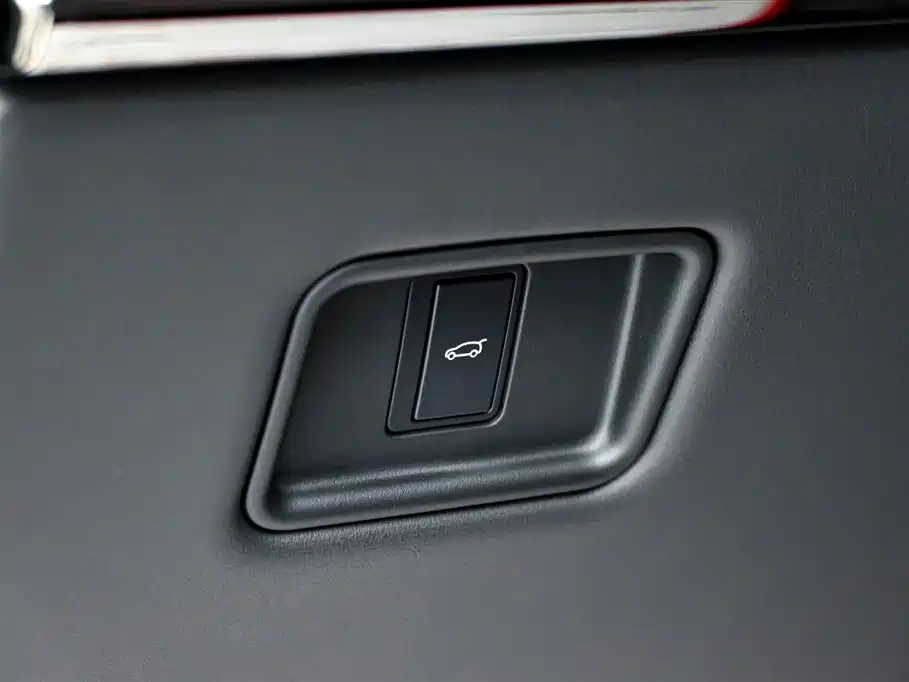 Land Rover Range Rover Sport 2025 — фото 24