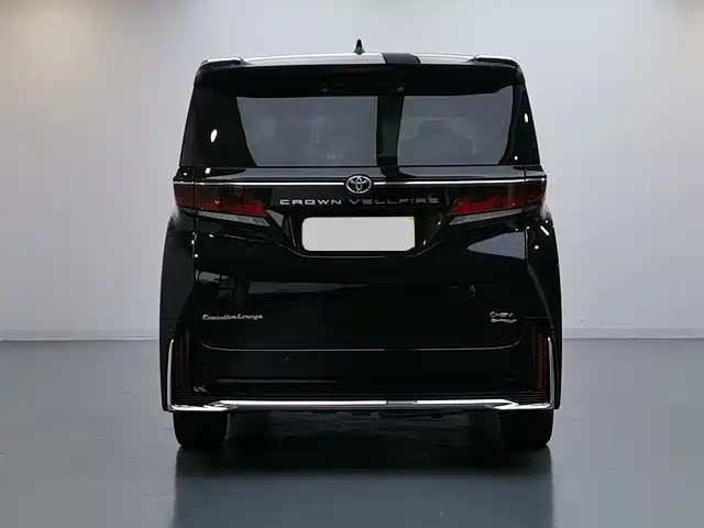 Toyota Vellfire 2024 — фото 11