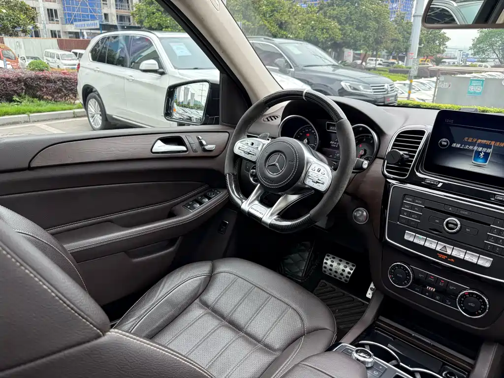 Mercedes-Benz GLE 2017 — фото 18
