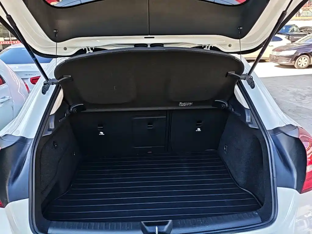 Mercedes-Benz GLA 2019 — фото 19