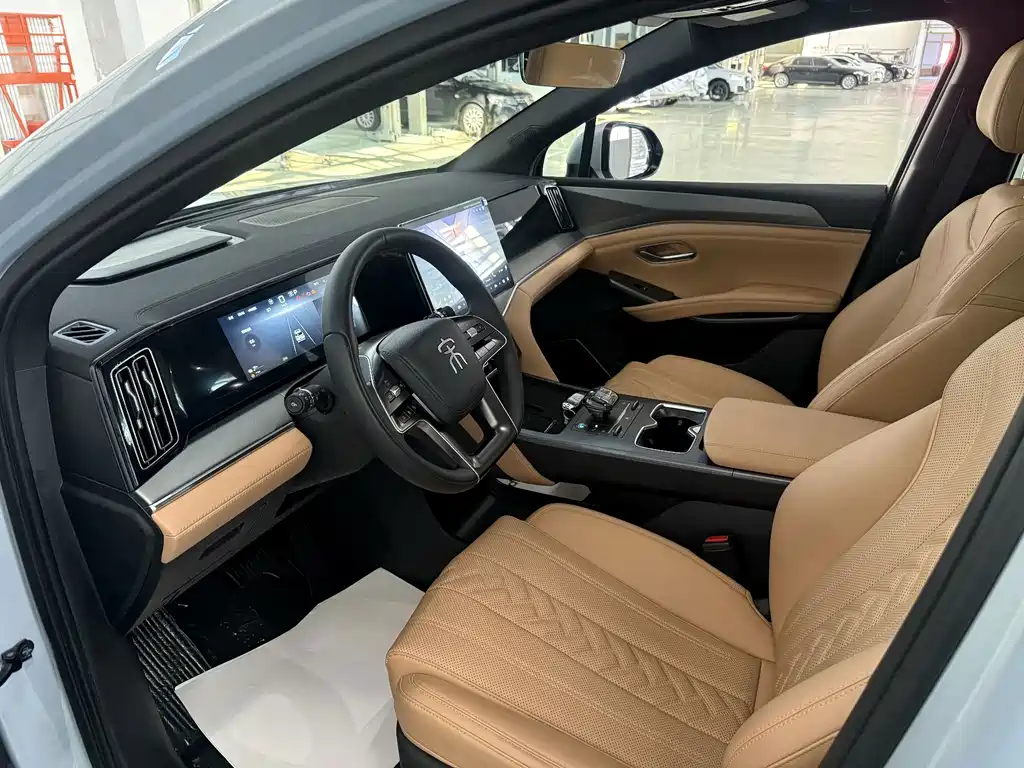 BYD Song L DM-i 2024 — фото 8