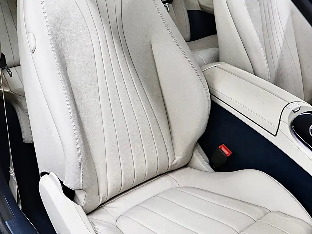 Mercedes-Benz E-Class 2023 — фото 14