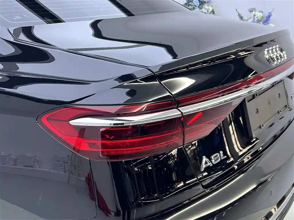 Audi A8 2024 — фото 10
