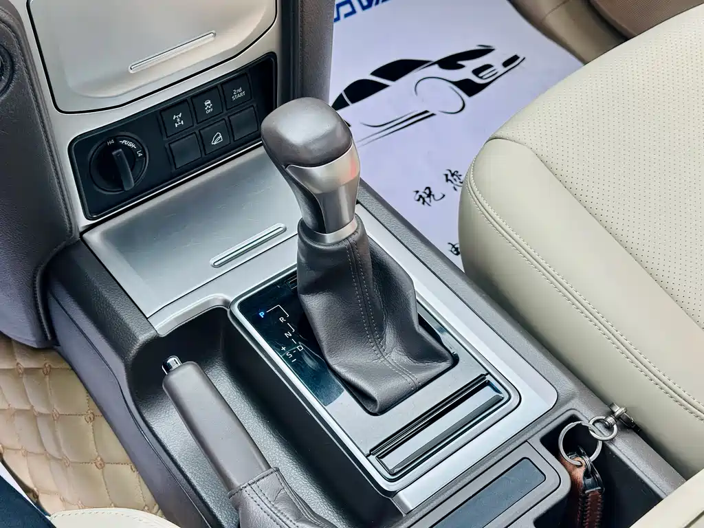Toyota Prado 2019 — фото 10