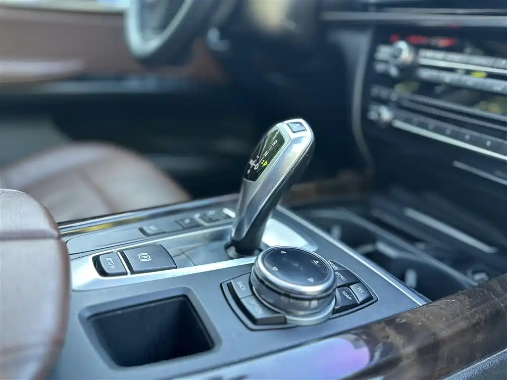 BMW X5 2015 — фото 12
