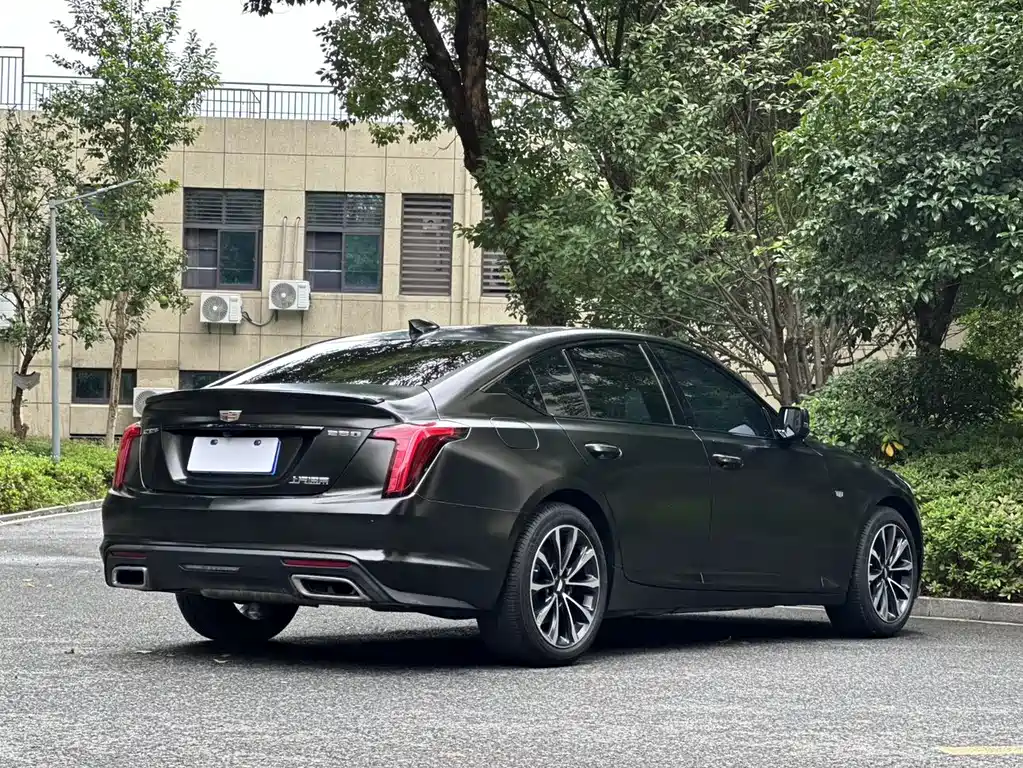 Cadillac CT5 2023 — фото 11