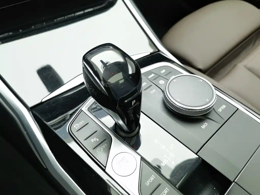BMW 3 Series 2020 — фото 13