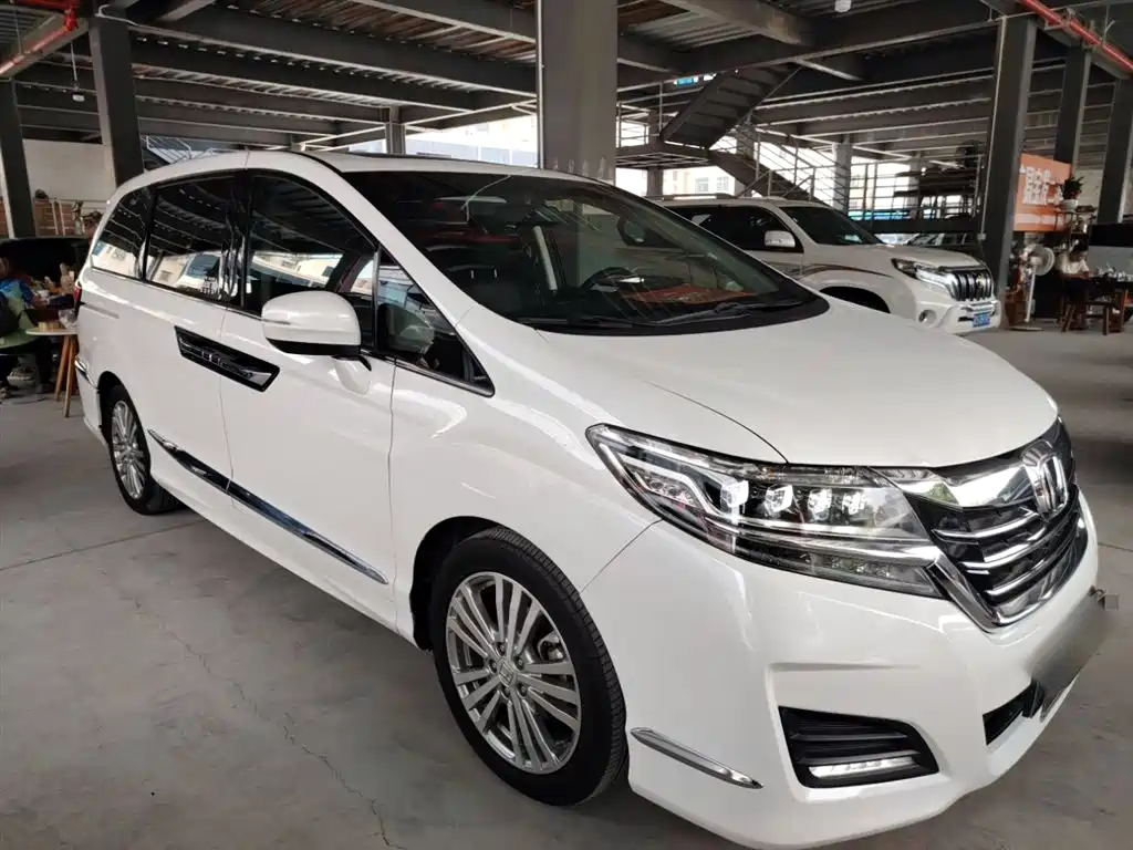 Honda Elysion 2019 — фото 4