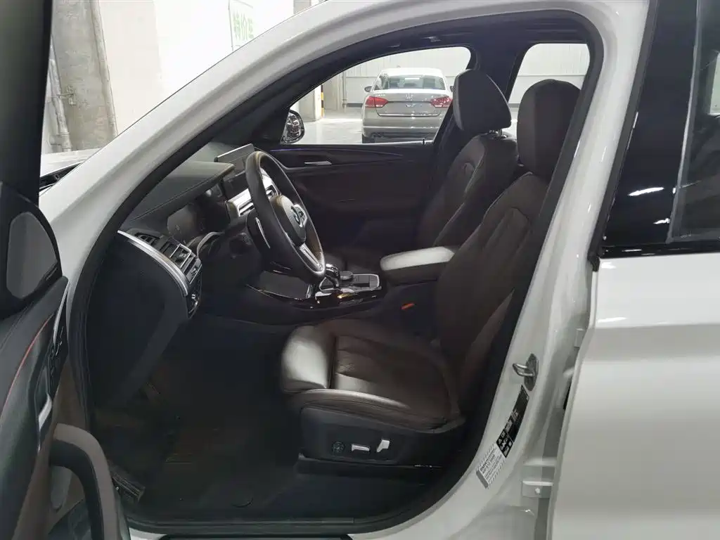 BMW X3 2022 — фото 10