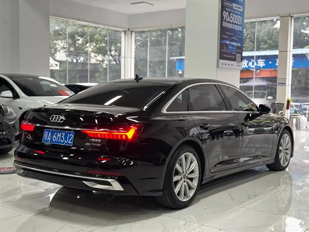 Audi A6L 2023