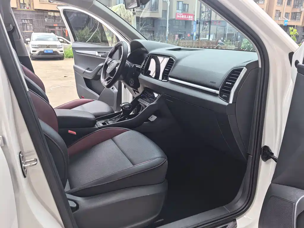 Skoda Karoq 2022 — фото 10