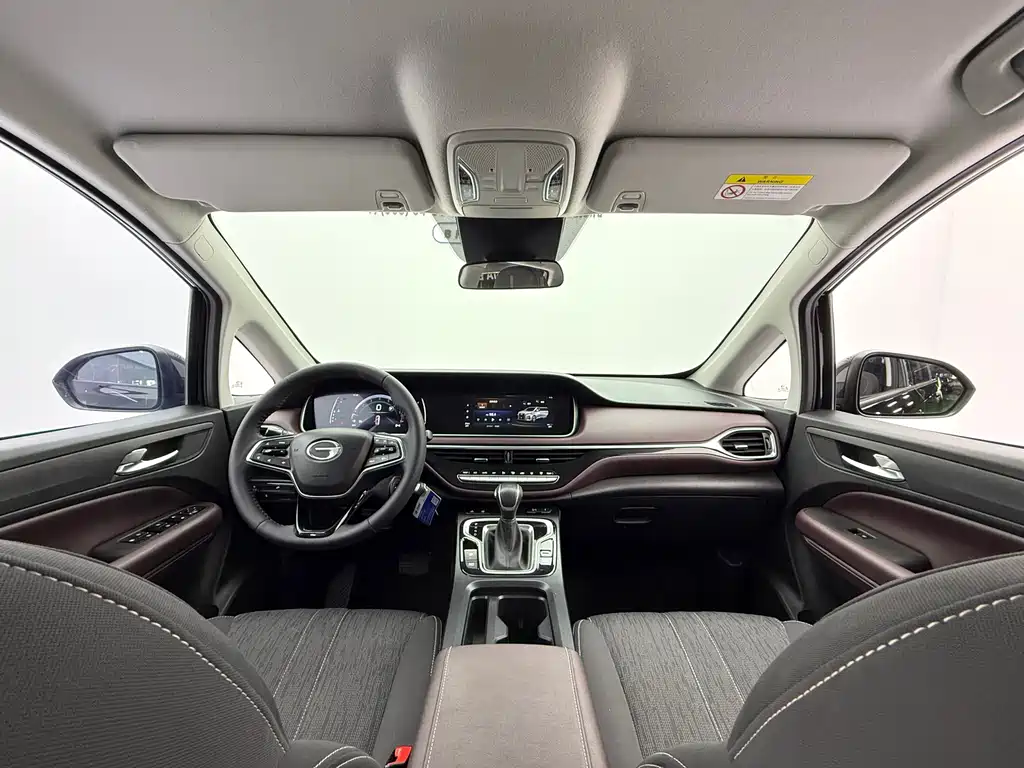 GAC Motor Trumpchi M6 2023 — фото 14