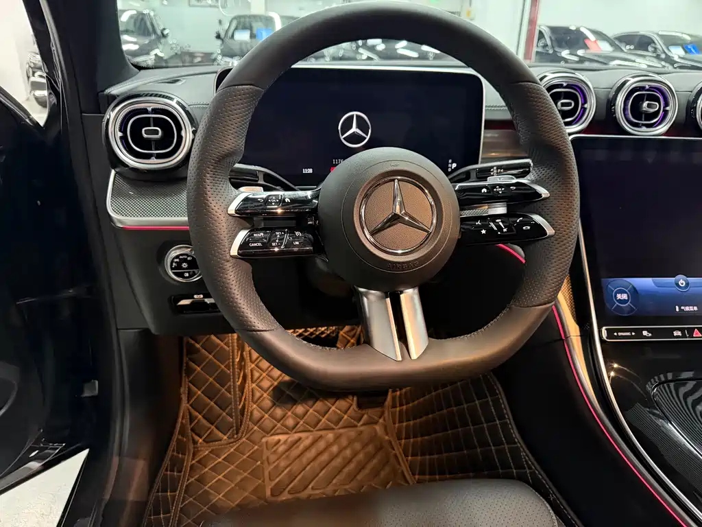Mercedes-Benz C-Class 2022