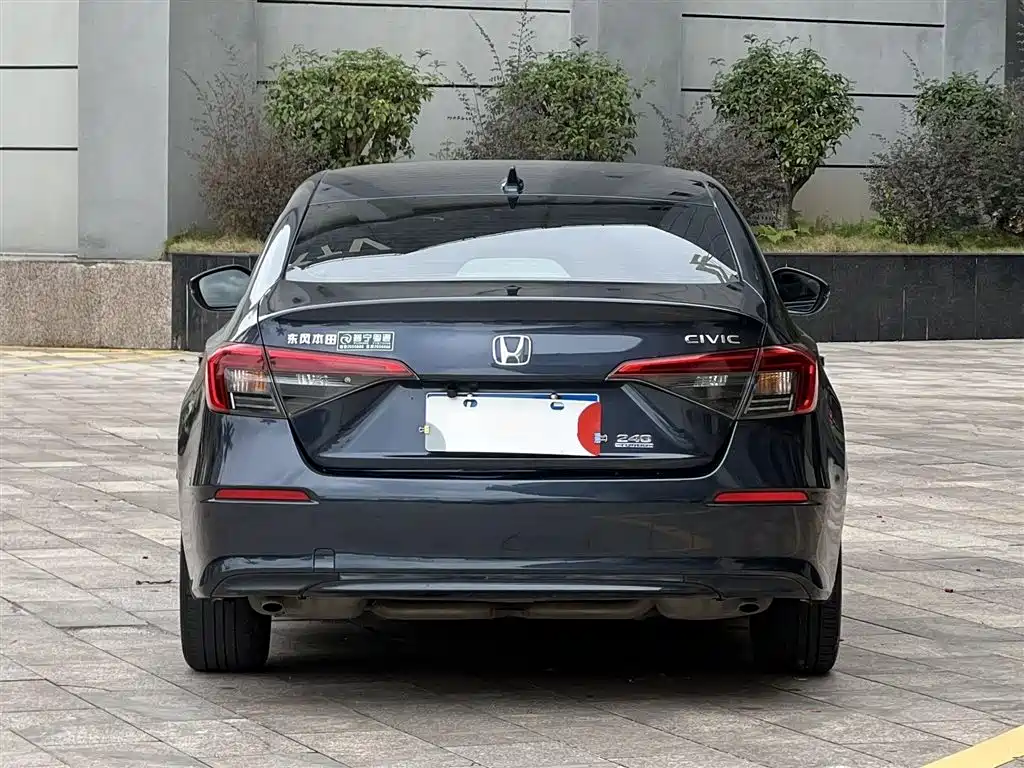 Honda Civic 2023 — фото 5