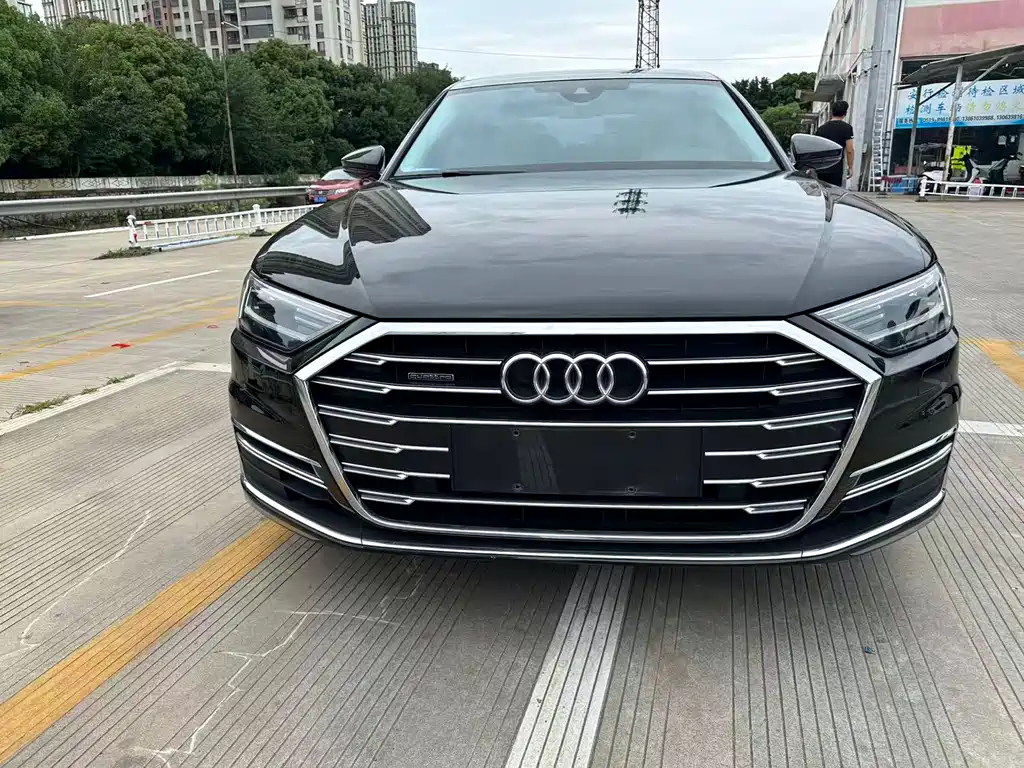 Audi A8 2022
