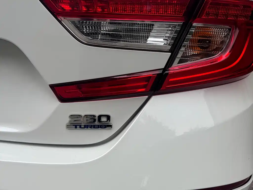 Honda Accord 2021 — фото 8