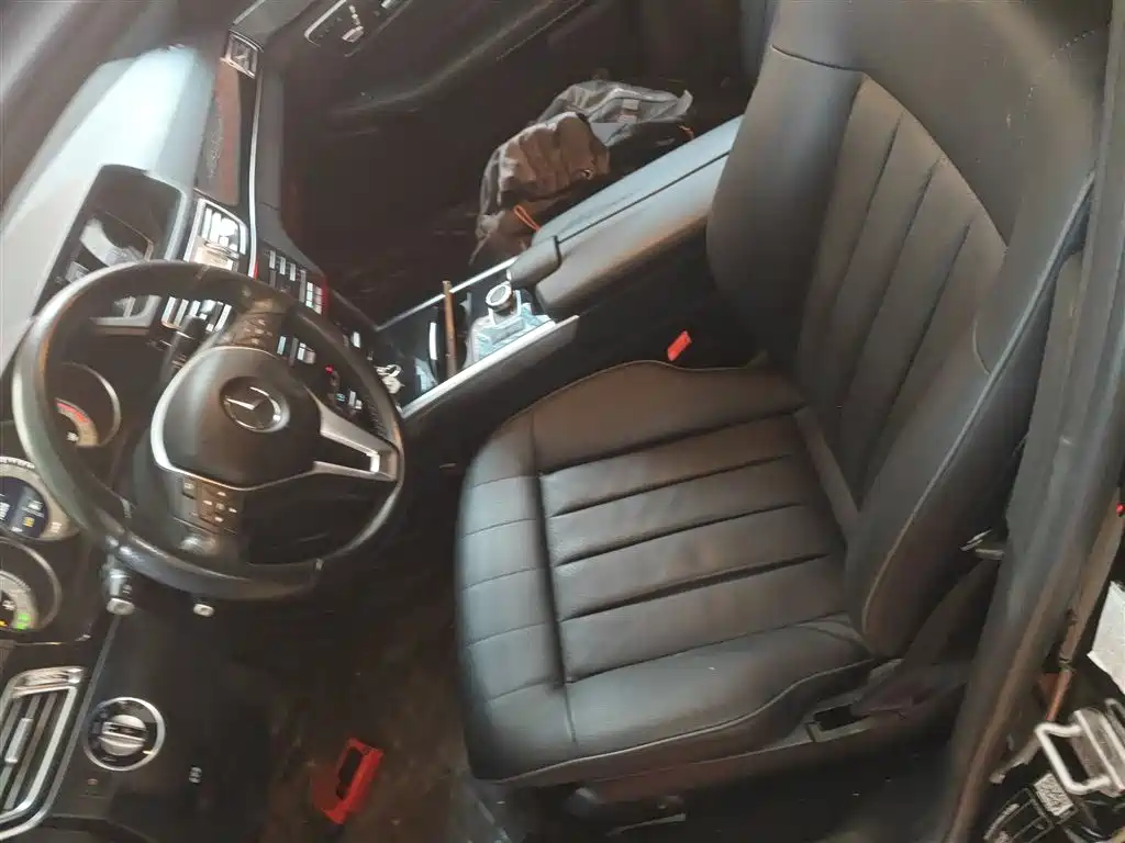 Mercedes-Benz E-Class 2015 — фото 11