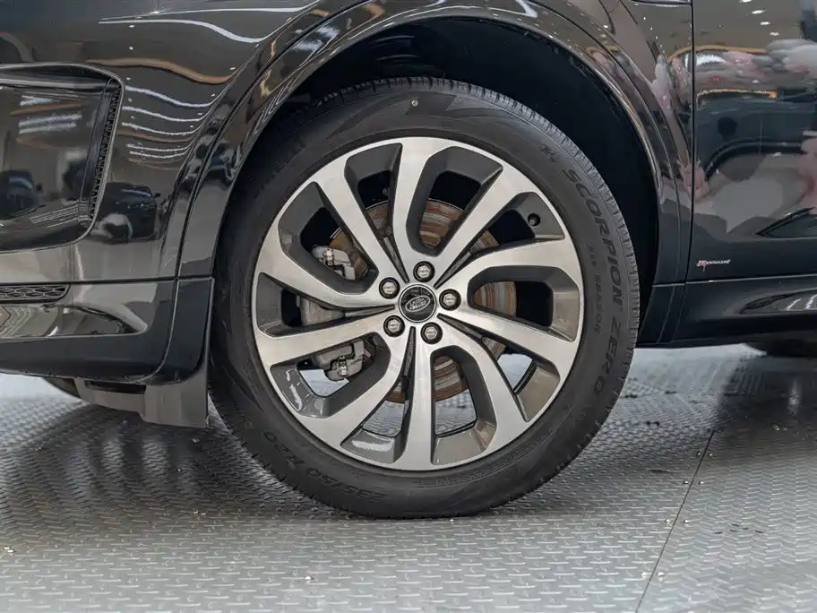 Land Rover Discovery Sport 2022 — фото 8