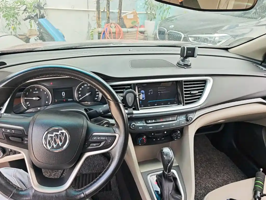 Buick Excelle 2019 — фото 10