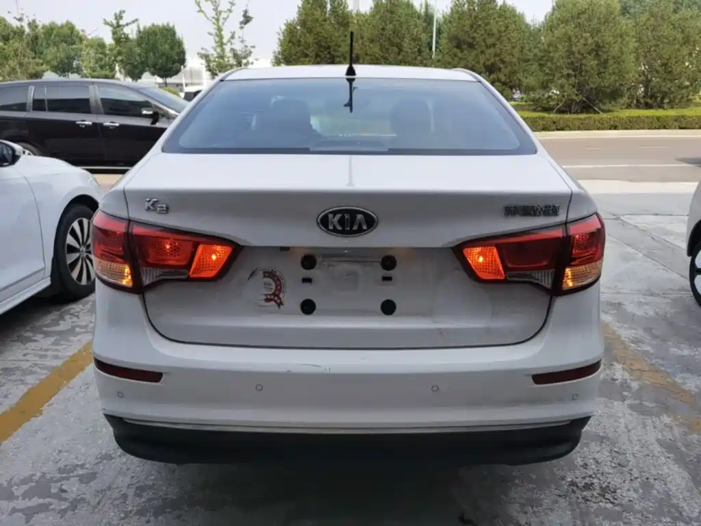 Kia K2 2015