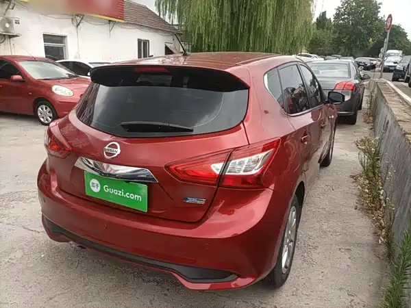 Nissan Tiida 2019