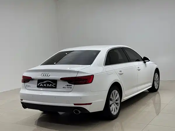 Audi A4L 2017
