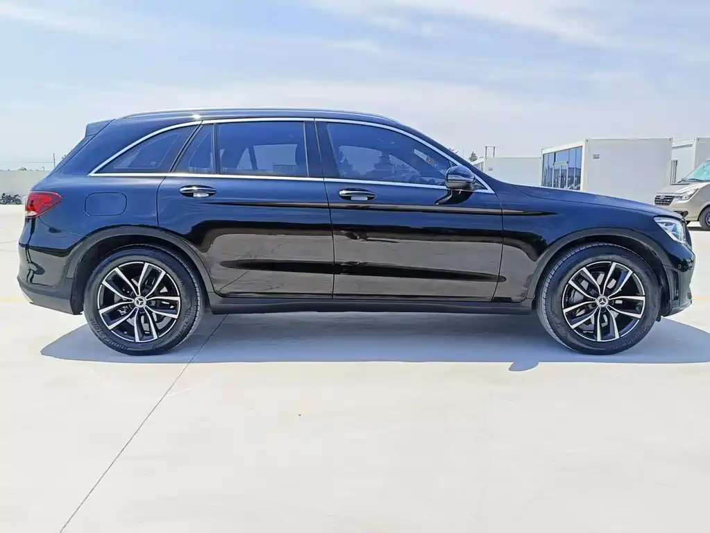 Mercedes-Benz GLC 2022 — фото 4