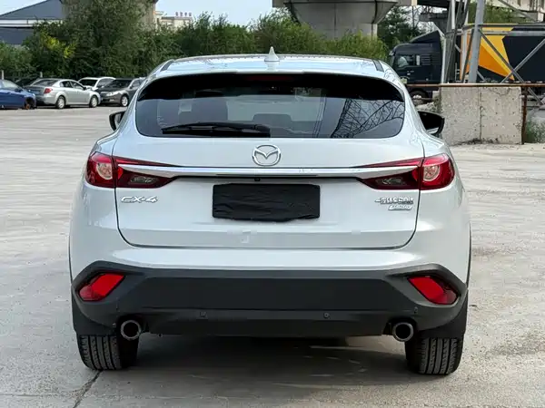 Mazda CX-4 2016
