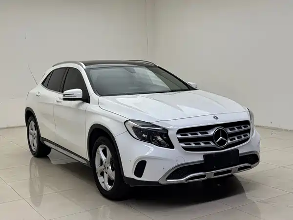 Mercedes-Benz GLA 2017