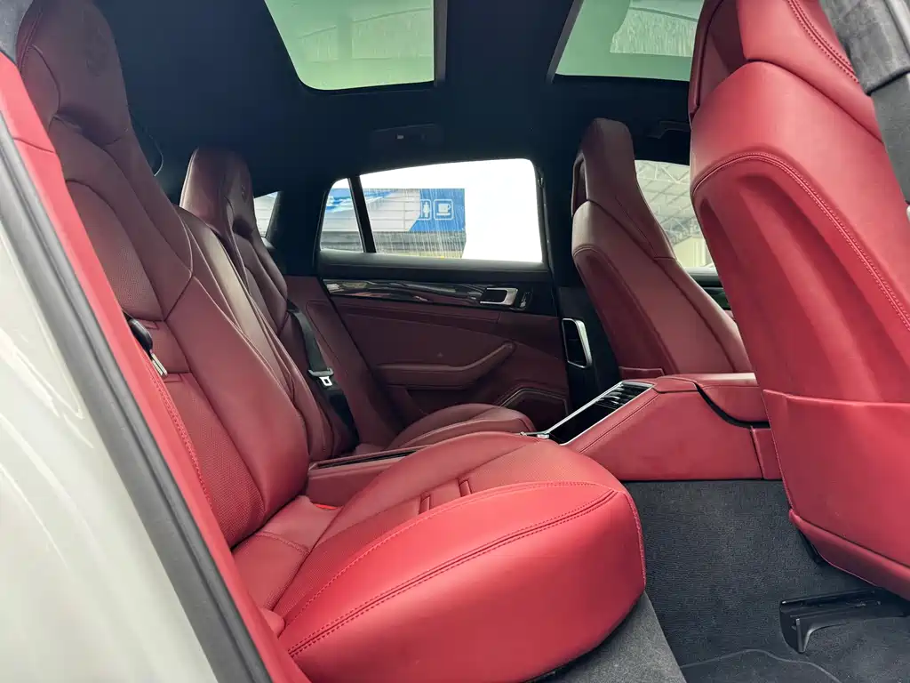 Porsche Panamera 2019 — фото 13