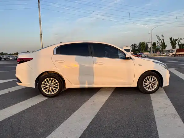Kia K2 2017