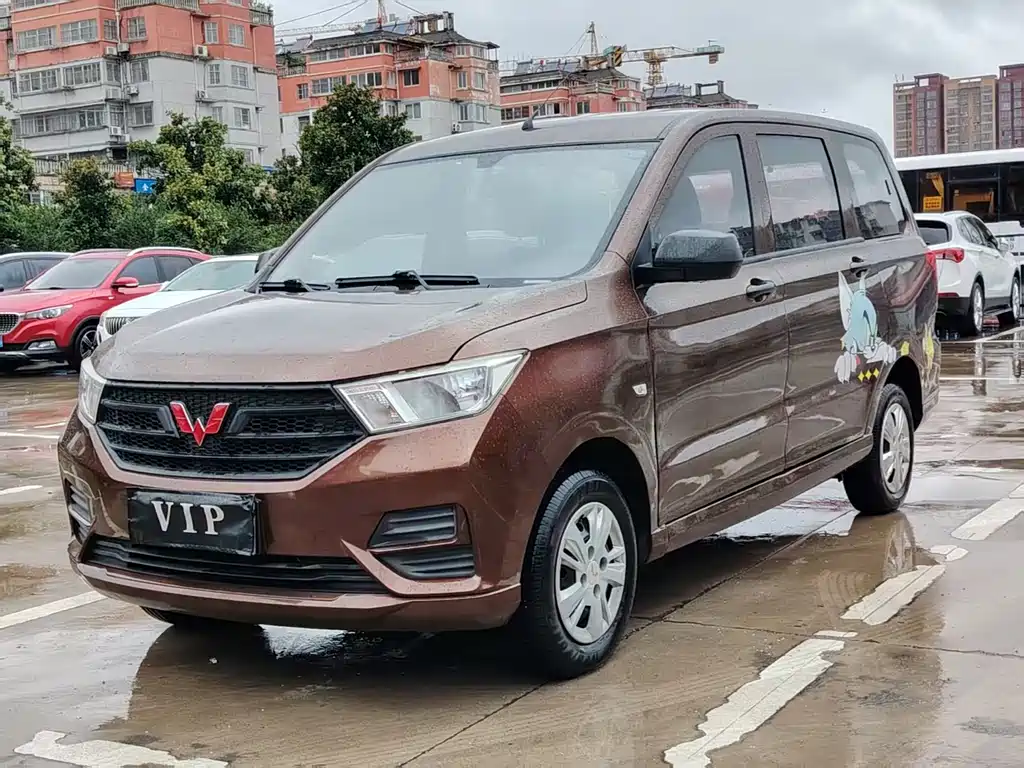 Wuling Hongguang V 2021 — фото 2