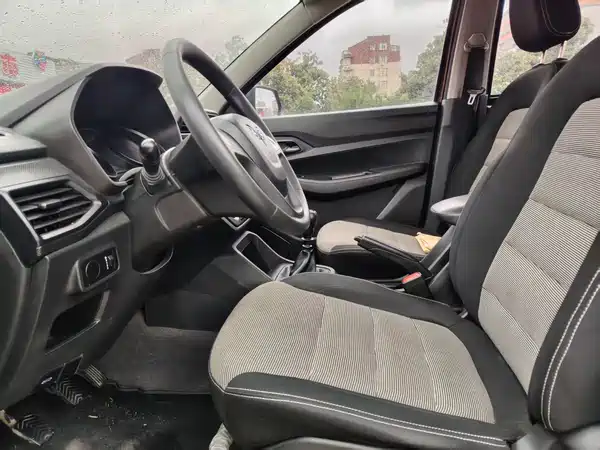 Wuling Hongguang V 2021