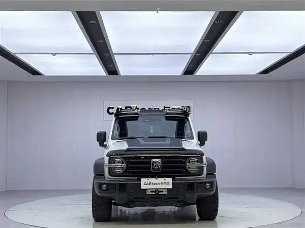 Tank 300 2021