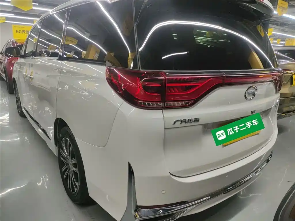 GAC Motor Trumpchi M8 2022 — фото 5
