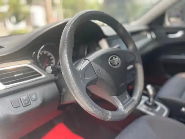 Bestune B30EV 2022
