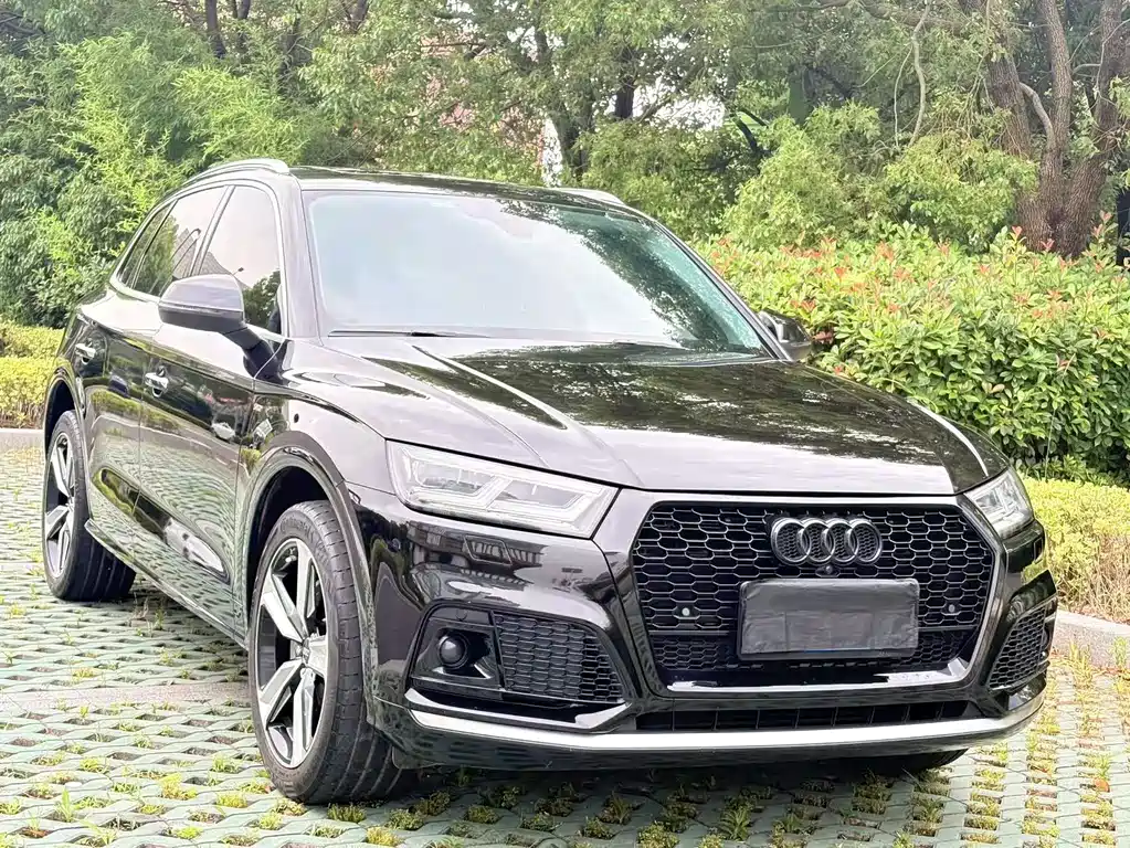 Audi Q5L 2020 — фото 2