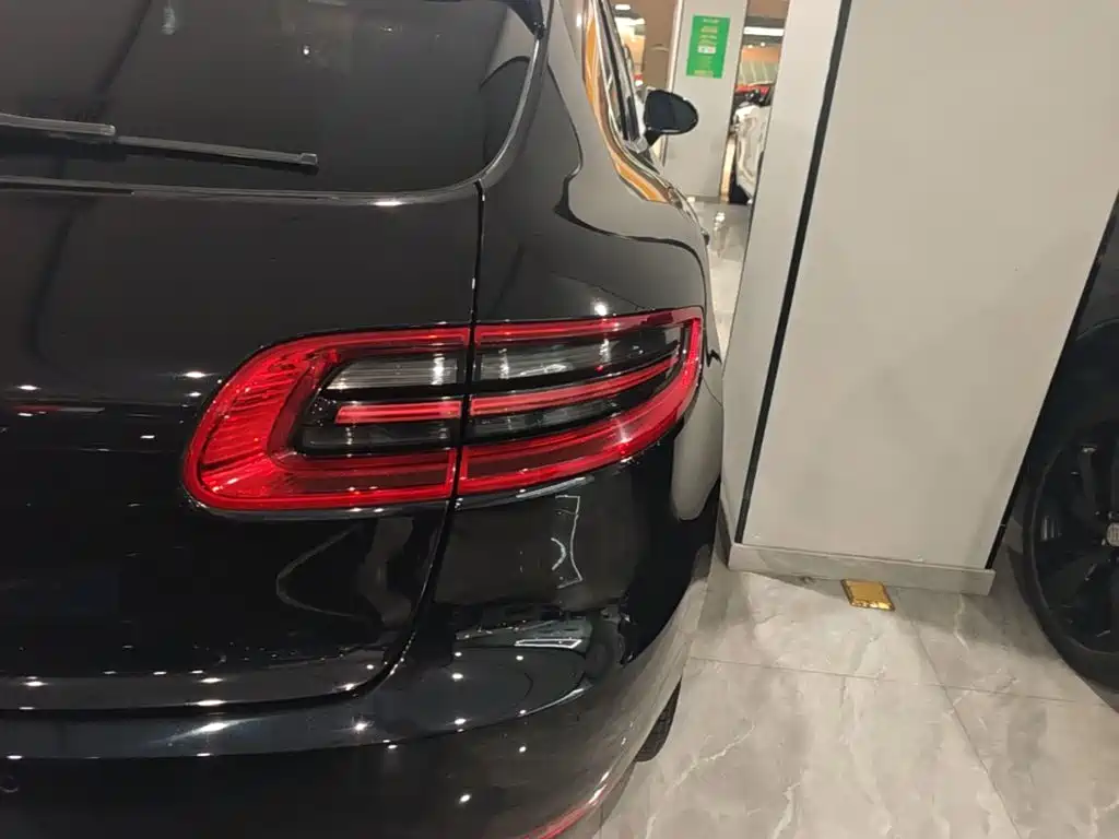 Porsche Macan 2015 — фото 24