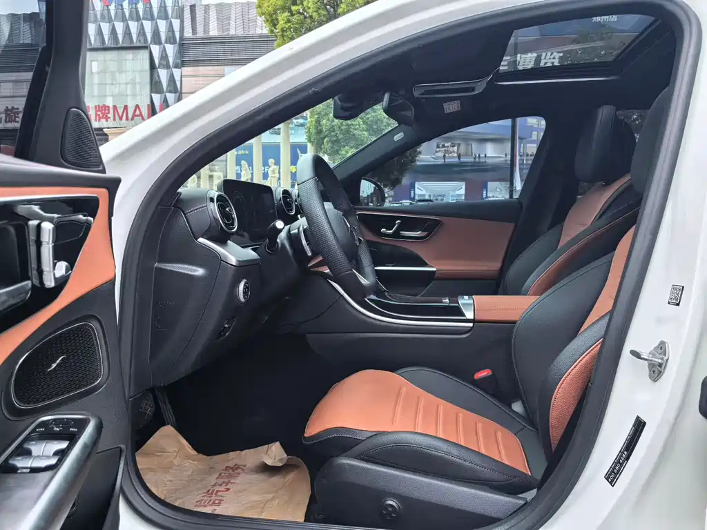 Mercedes-Benz C-Class 2022