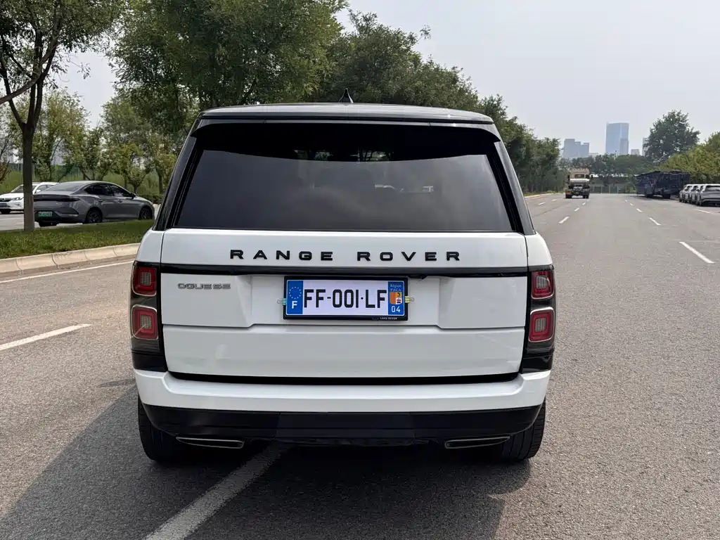 Land Rover Range Rover 2020 — фото 10