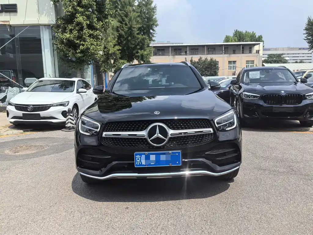 Mercedes-Benz GLC 2023