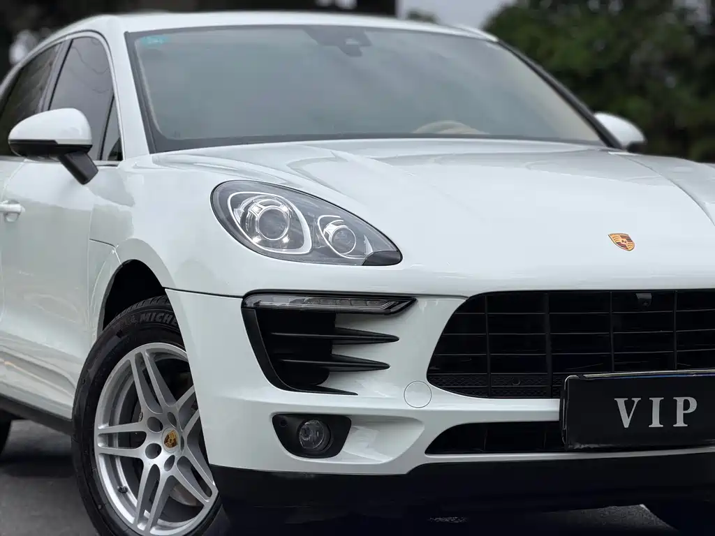 Porsche Macan 2017 — фото 4