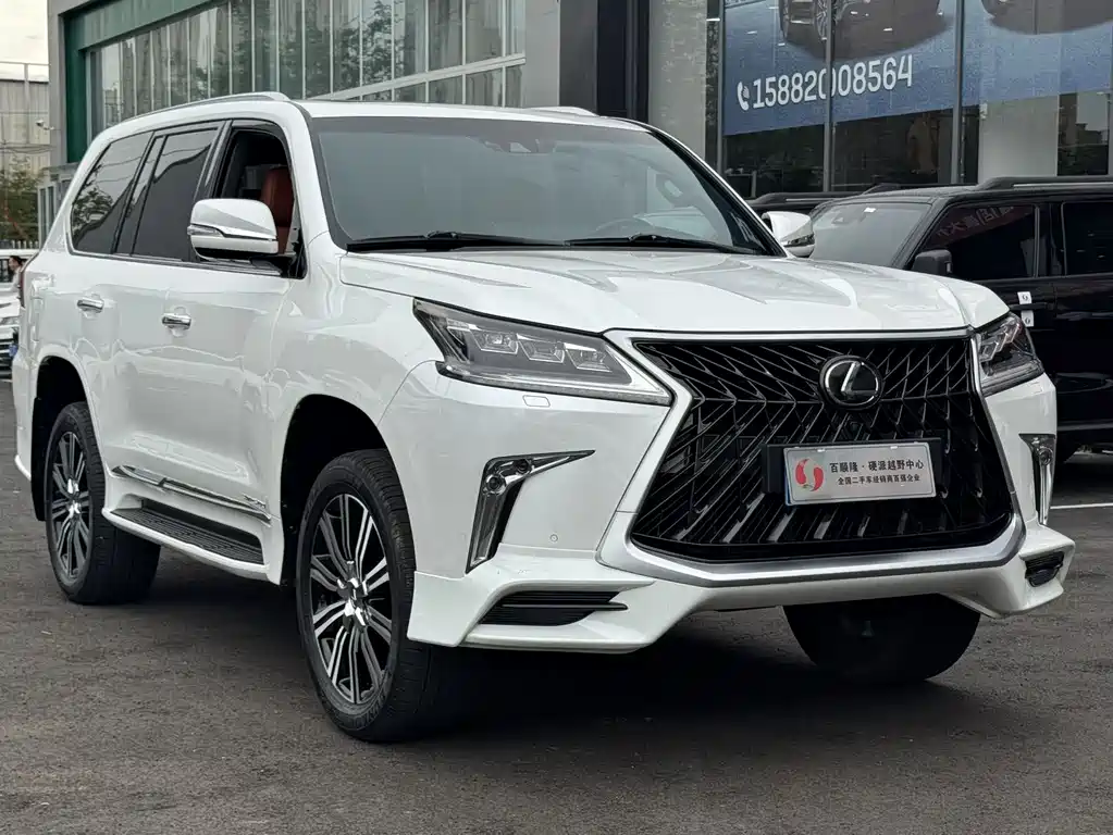 Lexus LX 2020 — фото 2