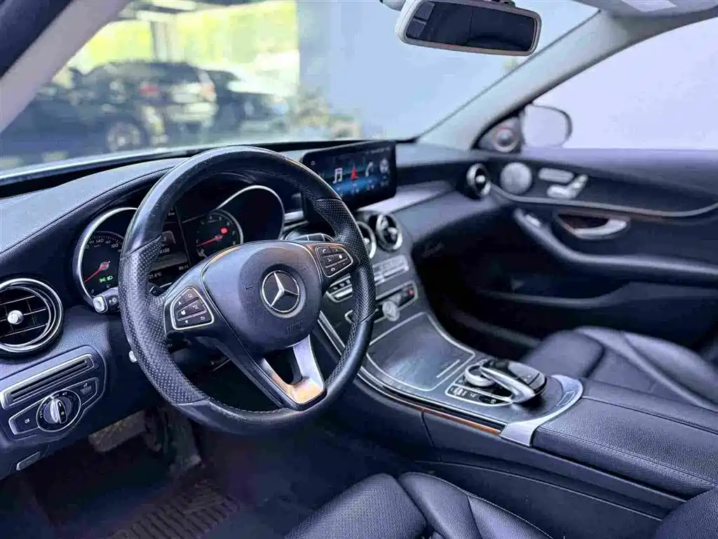 Mercedes-Benz C-Class 2016