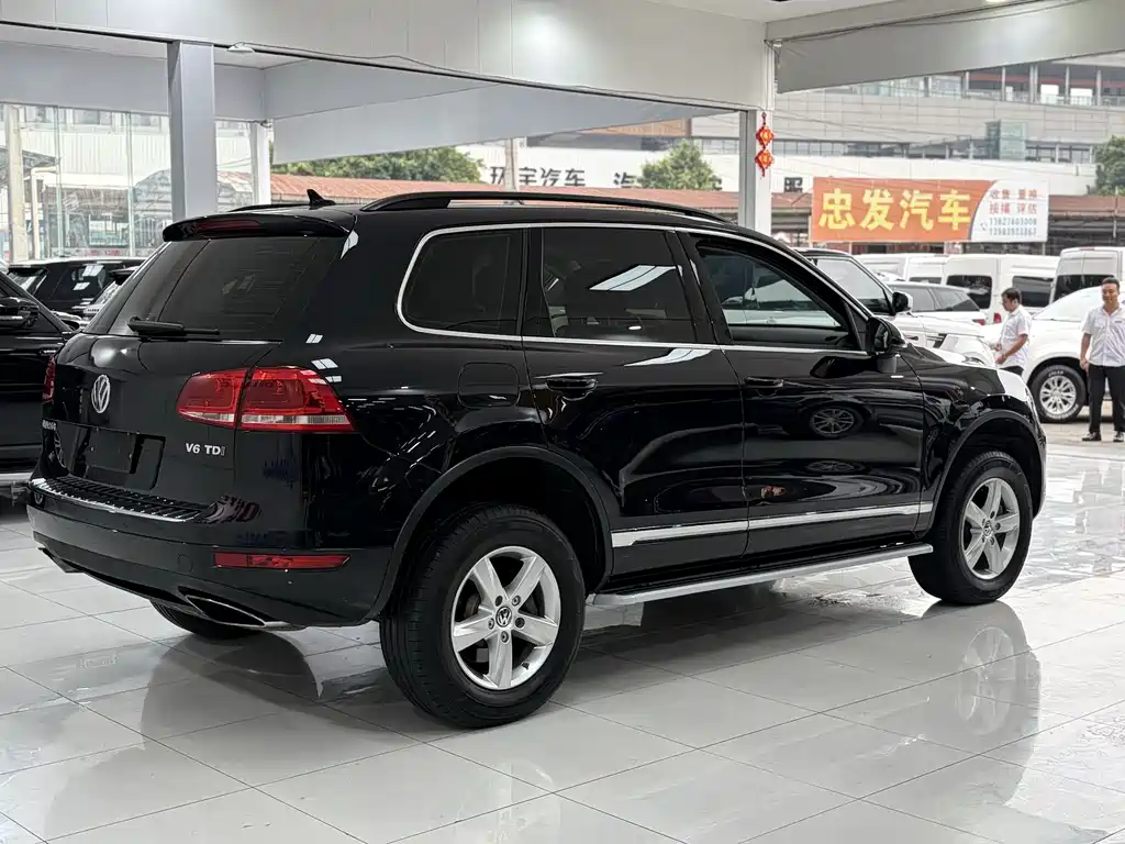 Volkswagen Touareg 2015